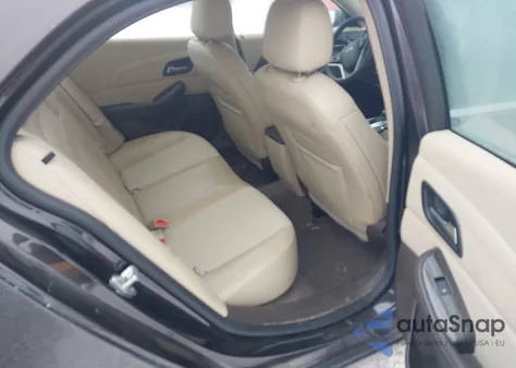 2015 Chevrolet Malibu 1Lt из США, поврежденный, VIN 1G11C5SL4FF122424